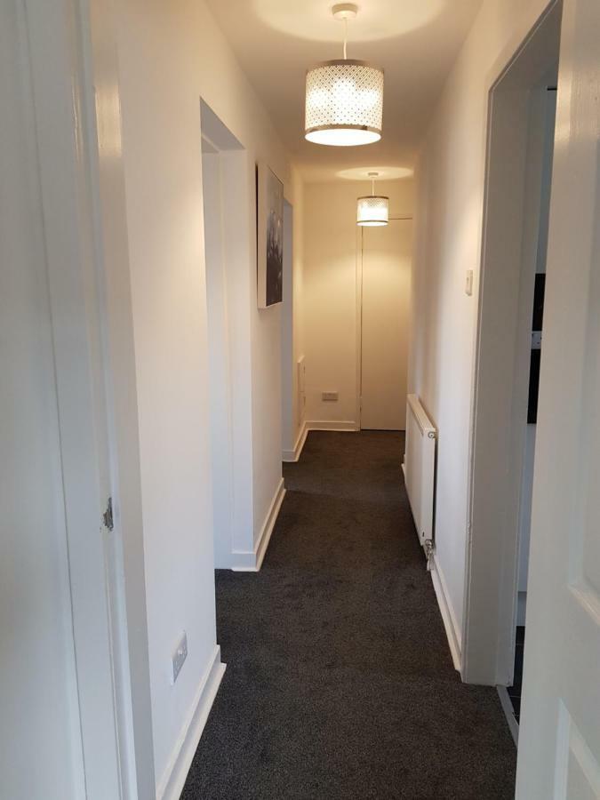 Carnegie Place Ист Килбрайд Екстериор снимка